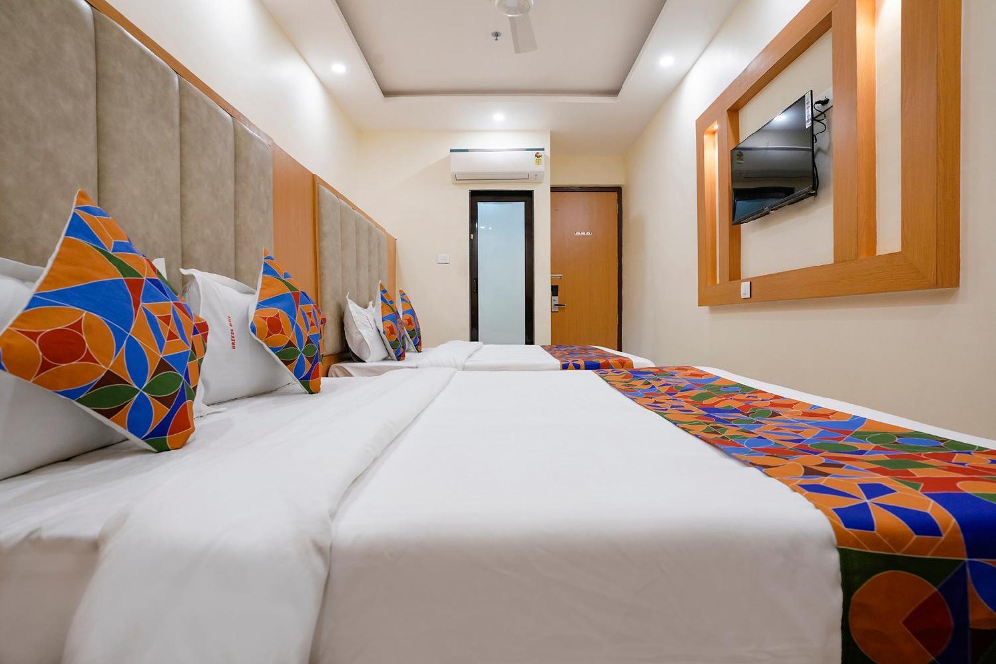 Fabhotel 7 Square - Nr Bkc 孟买 外观 照片