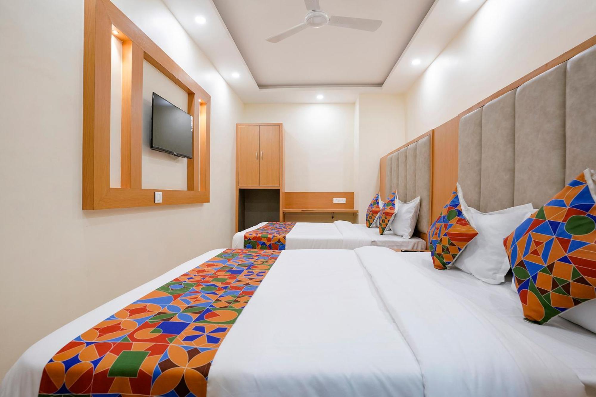 Fabhotel 7 Square - Nr Bkc 孟买 外观 照片