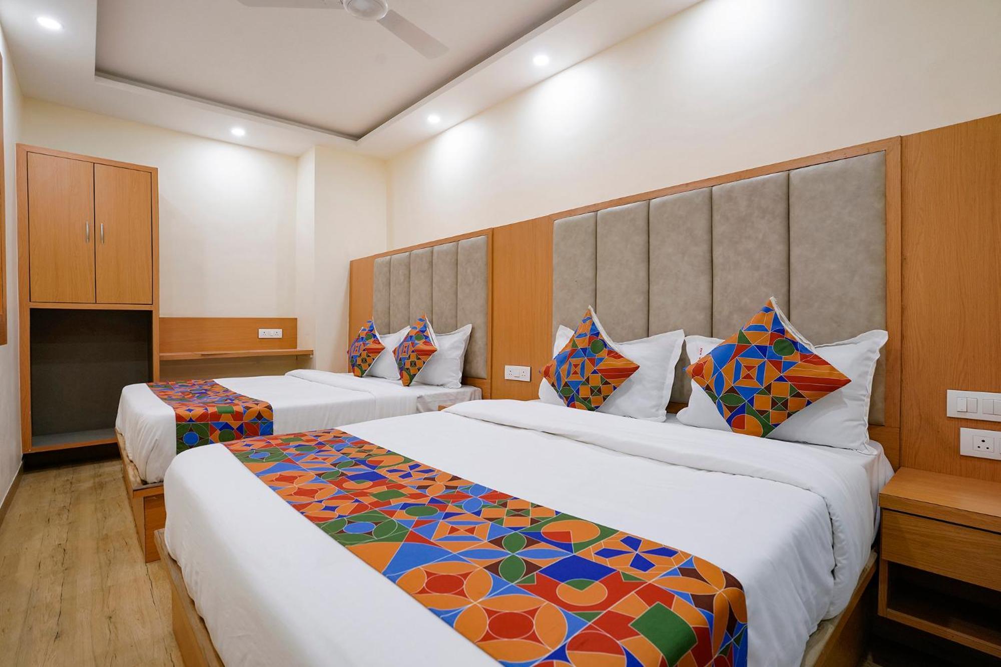 Fabhotel 7 Square - Nr Bkc 孟买 外观 照片