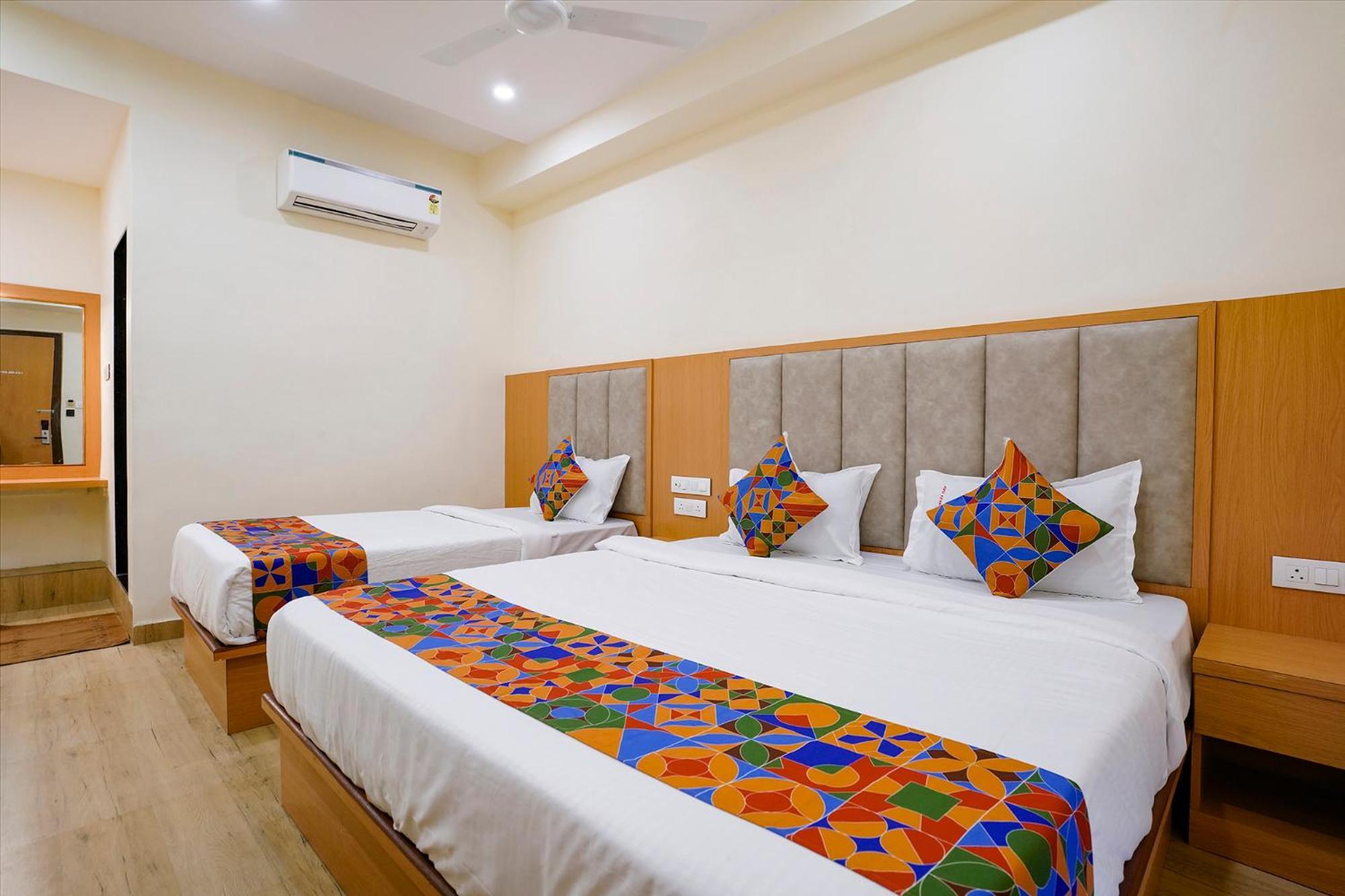 Fabhotel 7 Square - Nr Bkc 孟买 外观 照片