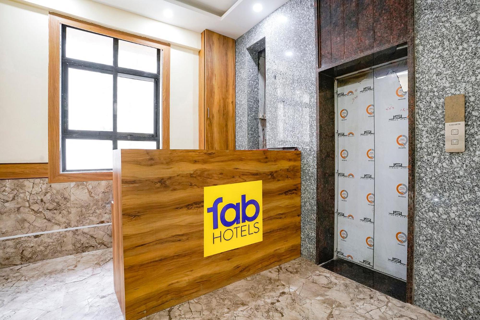 Fabhotel 7 Square - Nr Bkc 孟买 外观 照片
